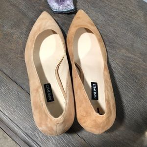 New never worn Nine West size 11 know heels.